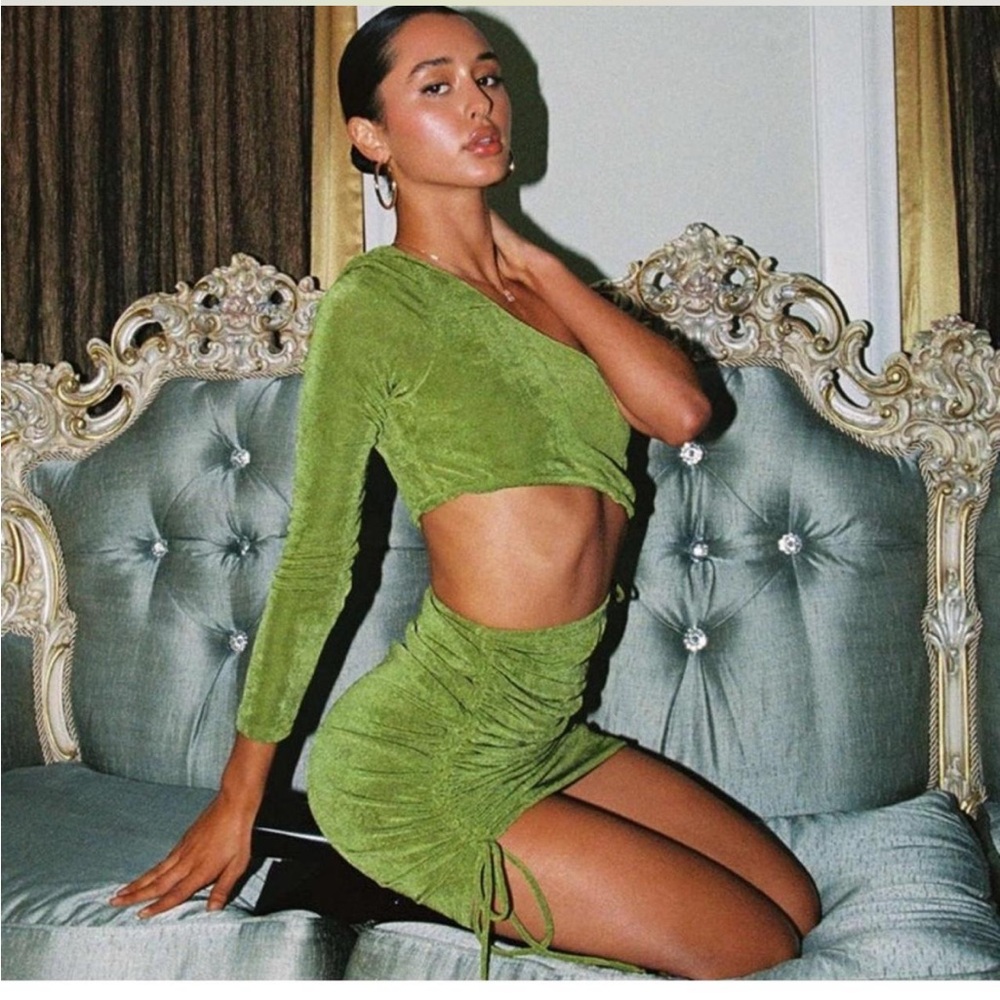 Princess Polly size 6 green mini dress with cut outs.